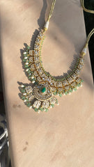 Mid size green and pearl haar 2