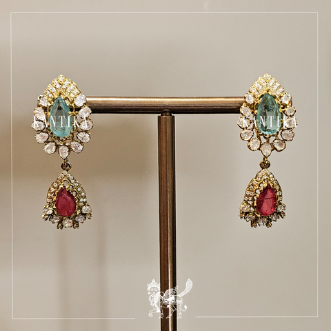 Zeenat (Earrings only)