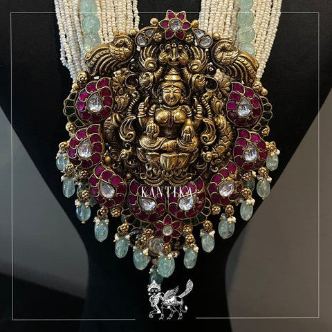 White Pearls Goddess Lakshmi Beads Necklace