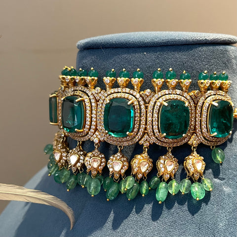 Emerald Gold Tone Choker Set