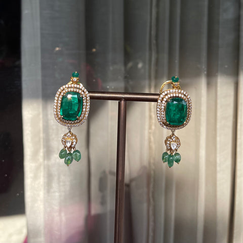 Emerald Gold Tone Choker Set