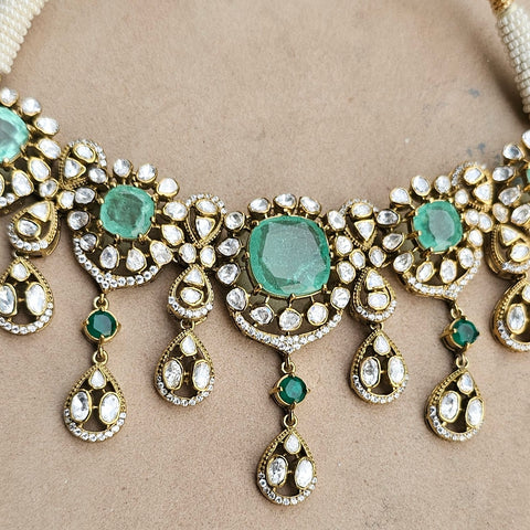 Devanam (Neckpiece only)