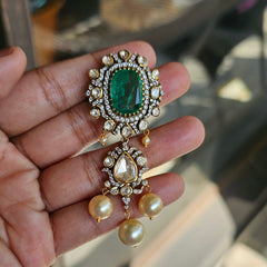 Pihu (Earrings Only)