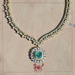 Noor (Neckpiece only)