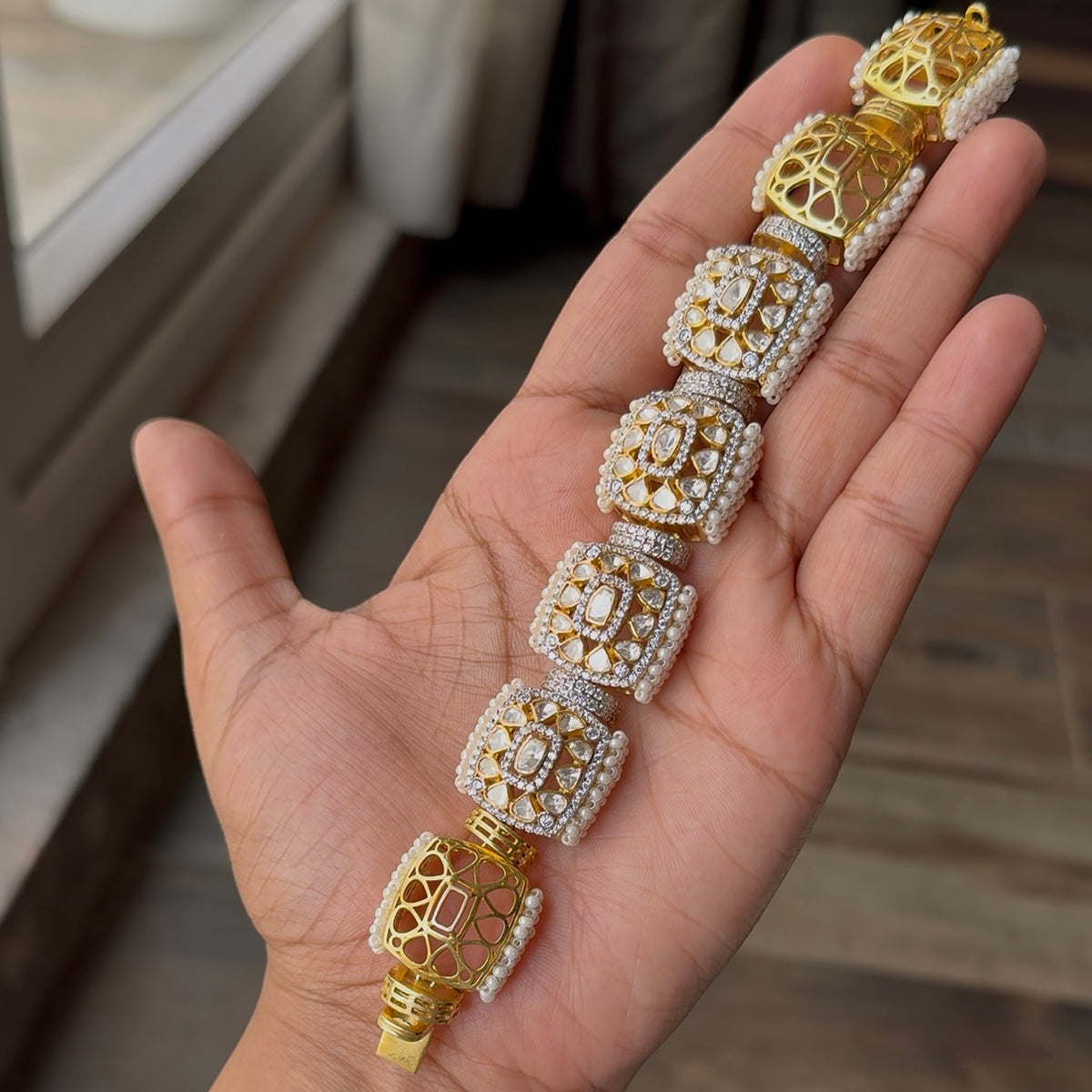 Shahbano (Bracelet)