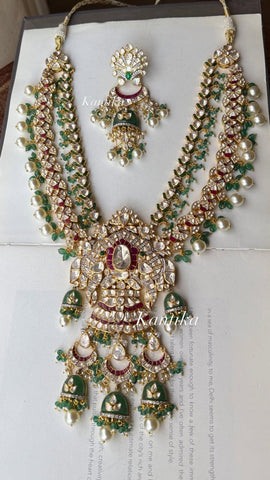Begum jaan (Set)