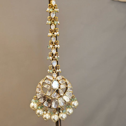 Verde Tikda  (Maang Tikka)