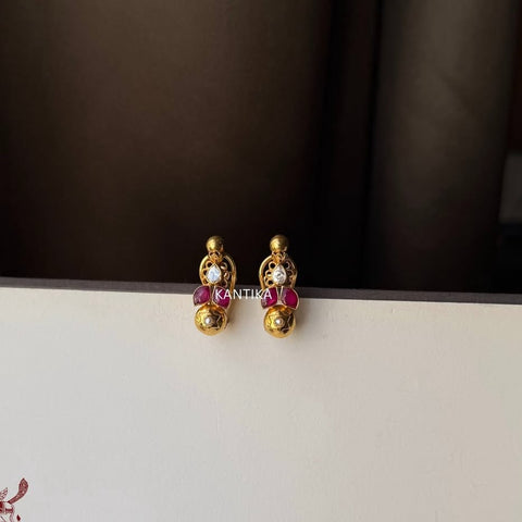 Veeya (Earrings)