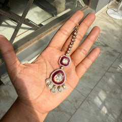 Sundarma (Earrings and Maang Tikka Set)