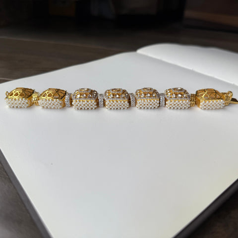 Shahbano (Bracelet)