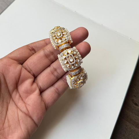 Shahbano (Bracelet)