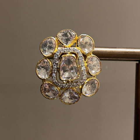 Mehruna Studs