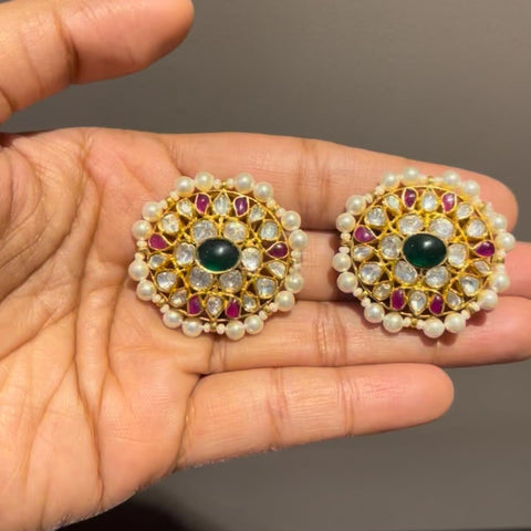 Yasmin Studs
