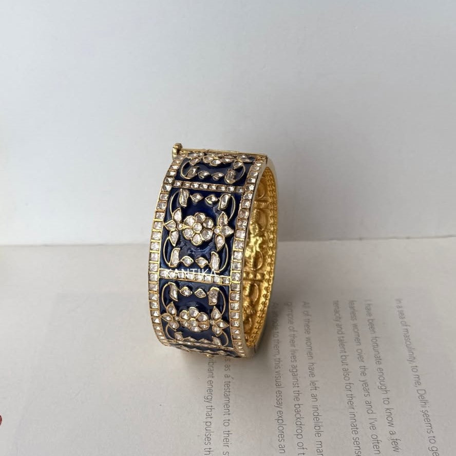 Zamira Bangle